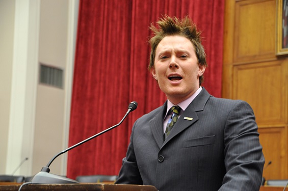 Clay Aiken is considering running for Congress