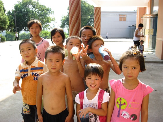 20% of Chinese children live in villages without their parents