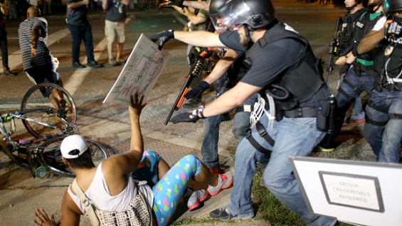 Numerous protesters arrested by Ferguson police officers