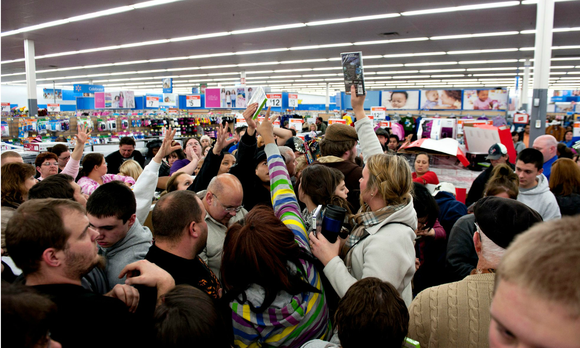 Wal-Mart stores are matching Amazon’s prizes ahead of Black Friday