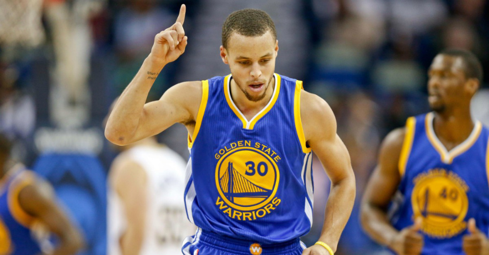 Stephen Curry edges out James Hardin for NBA MVP