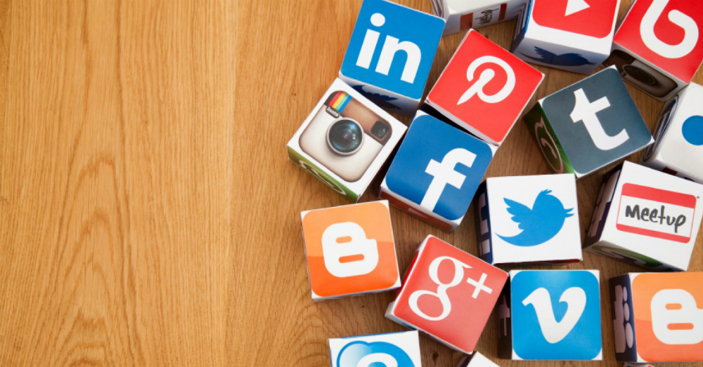 Big bothers in social media