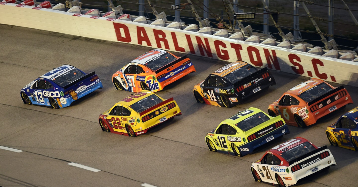 Racing to the Finish – NASCAR Cup Standings and Projections