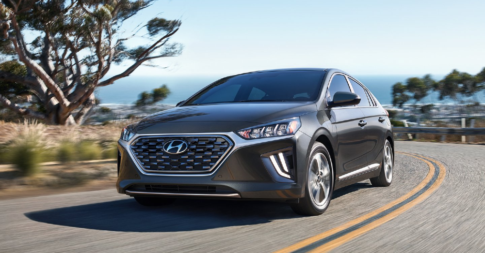 The Difference Between A Hybrid and Plug-In Hybrid