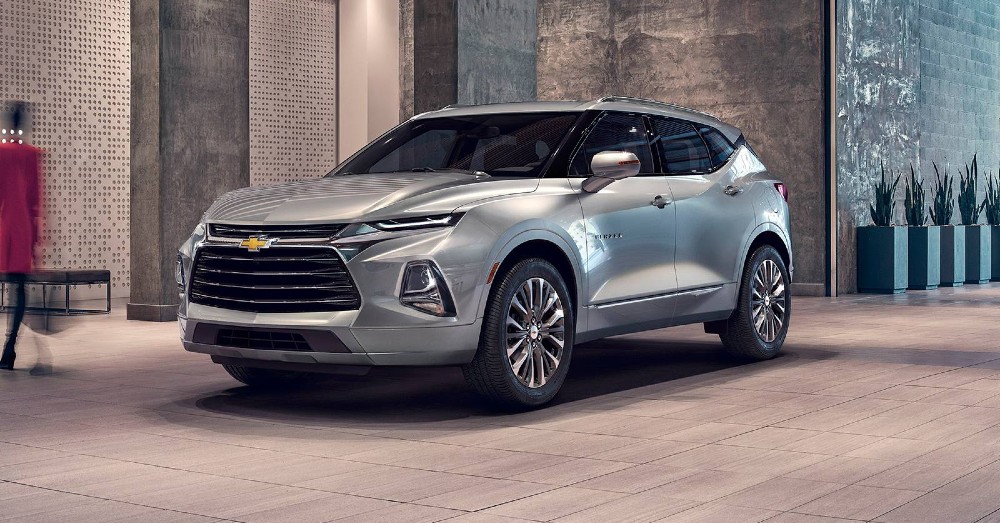 chevy-revealed-the-2023-chevy-blazer-buzzitt