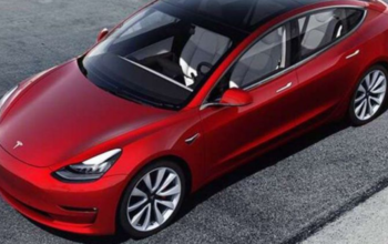 Ultra-Runner Outlasts a Tesla Model 3