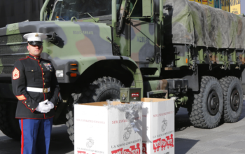 10 Great Ways to Give Back During the Holiday Season