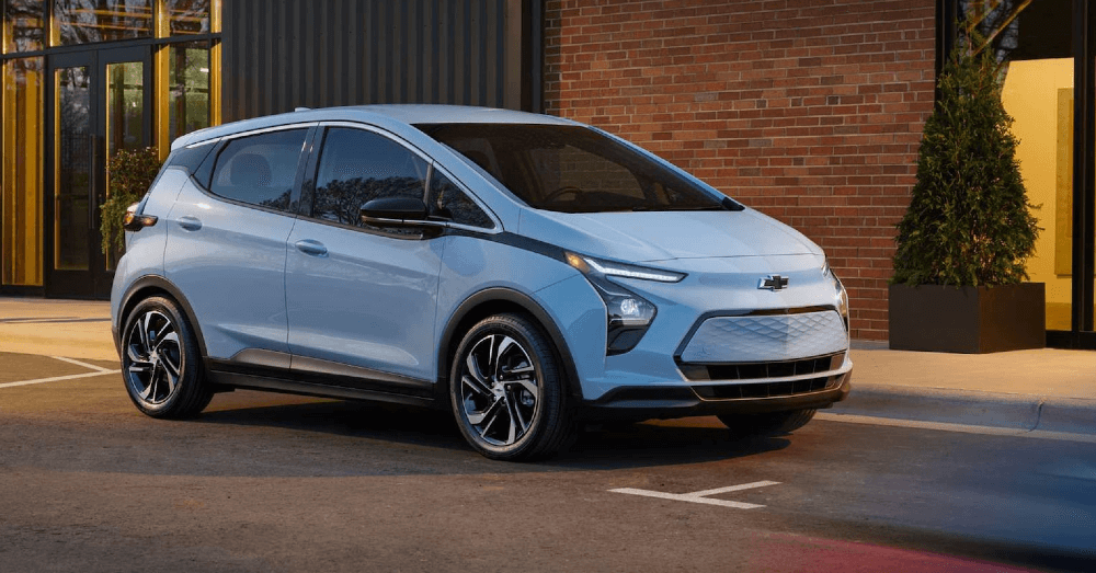 looking-to-lease-a-vehicle-before-rates-increase-in-the-new-year-here-are-the-top-3-cars-to-lease-in-2022-chevrolet-bolt